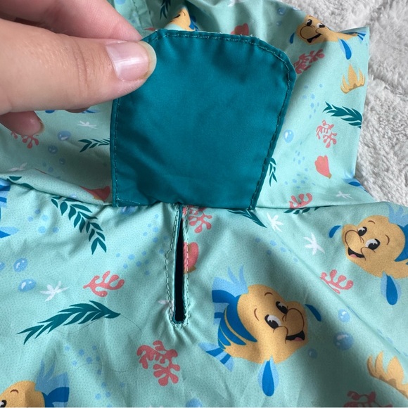 Disney X Chewy | Lightweight Flounder Print Dog & Cat Raincoat | Size Large - Picture 5 of 11